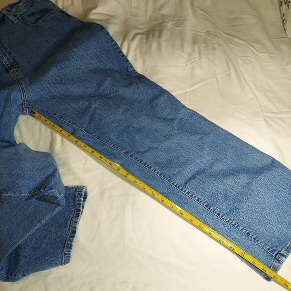 levi's Women's Jeans, 24S Plus Size High Rise, Blue, Preowned - Picture 6 of 8